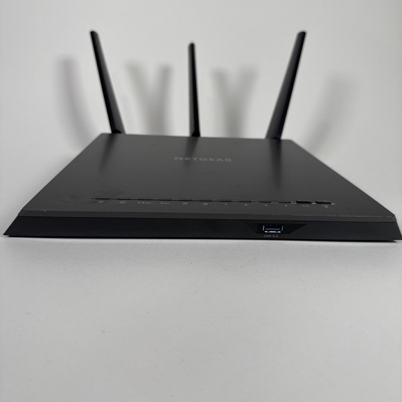 Netgear Nighthawk AC9100 R7000 - Picture 5 of 16